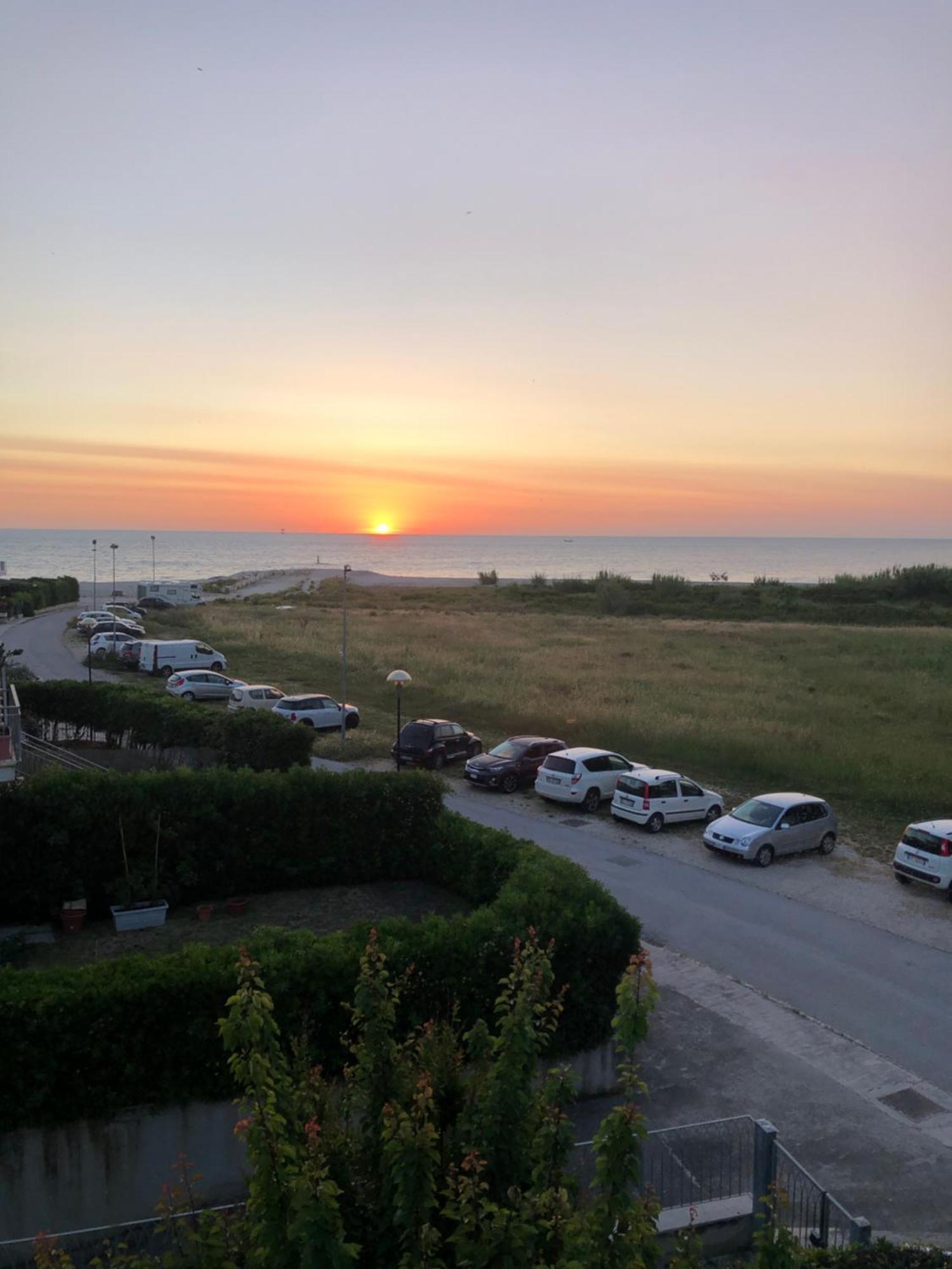Ferienwohnung Marche Full Experience Porto SantʼElpidio Exterior foto